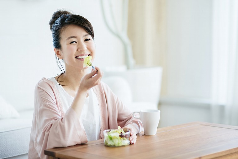 保険の入れ歯でも十分噛める治療を目指しています